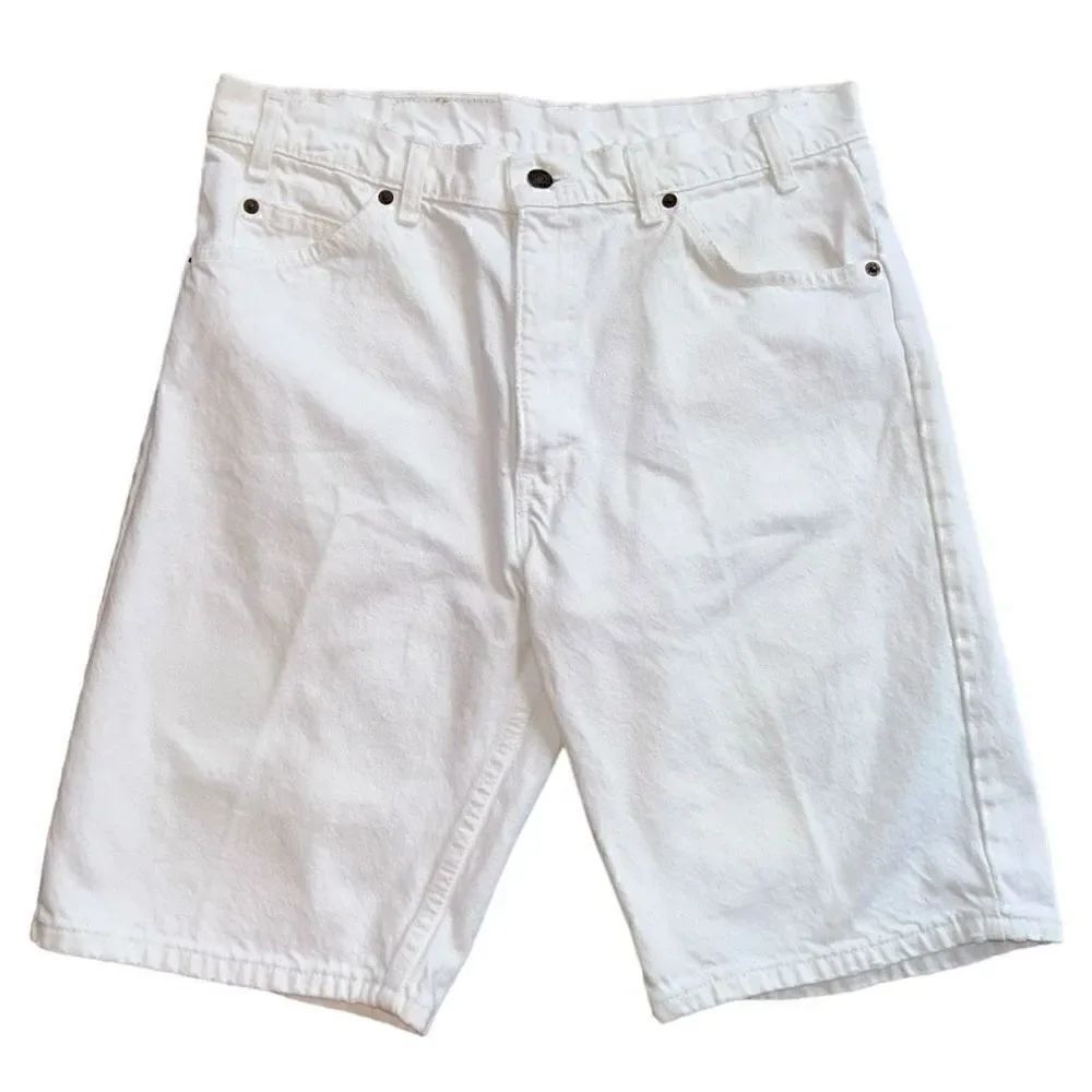 Vintage Levi’s Orange Tab White Denim Shorts Size 34